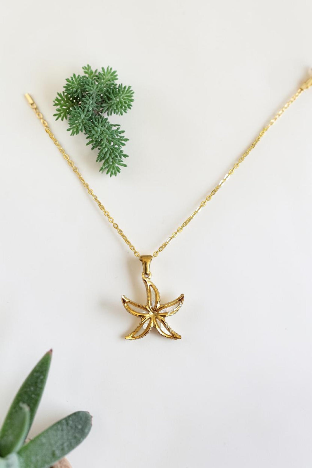 Collier Étoile de Mer Nacrée