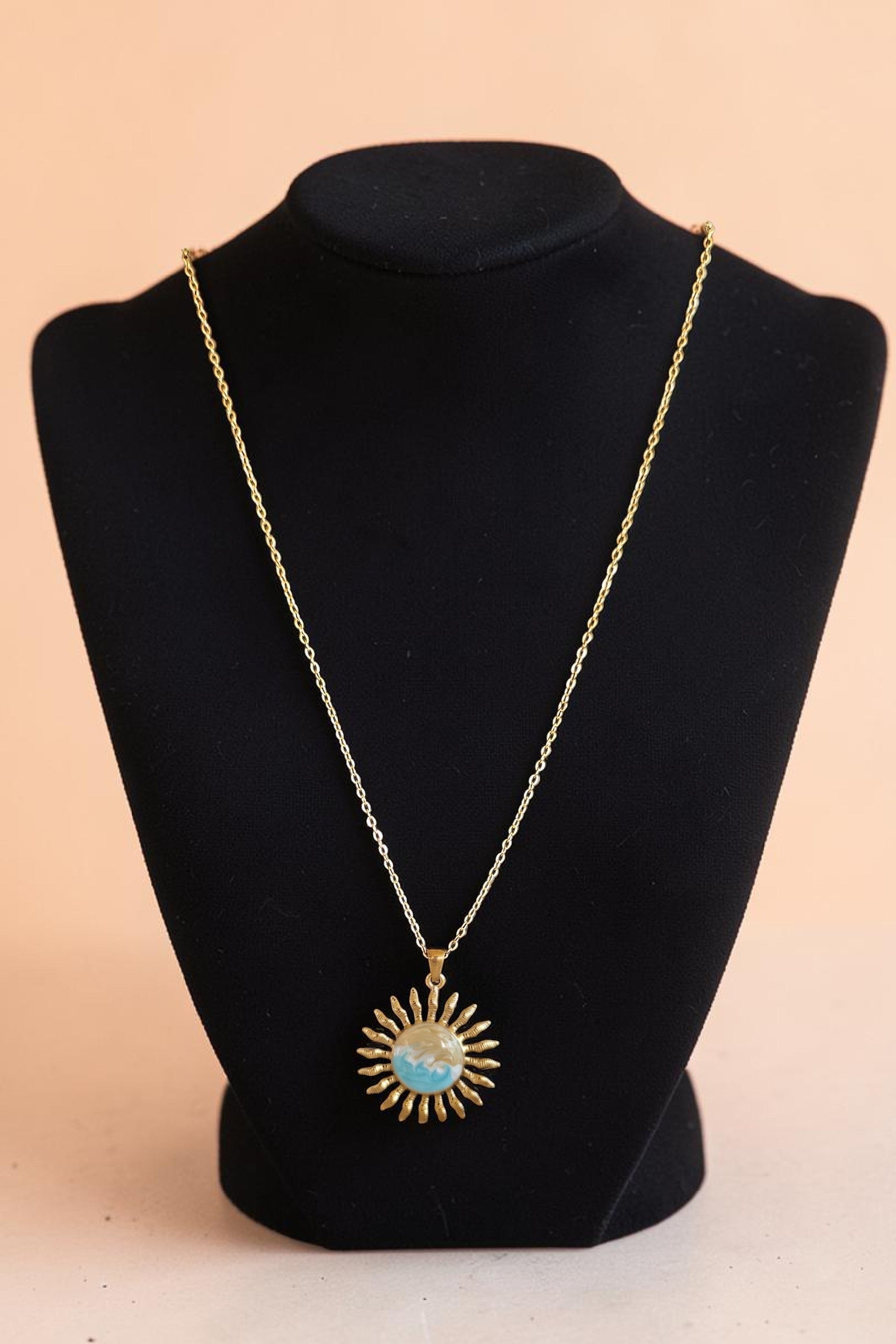 Collier Pendentif Soleil Nacré — Chaîne en Acier Inoxydable