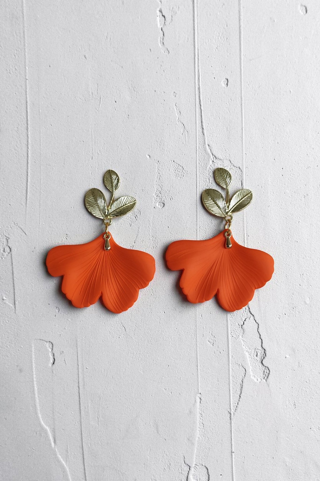 Boucles d'oreilles clou ginkgo acrylique – différents coloris