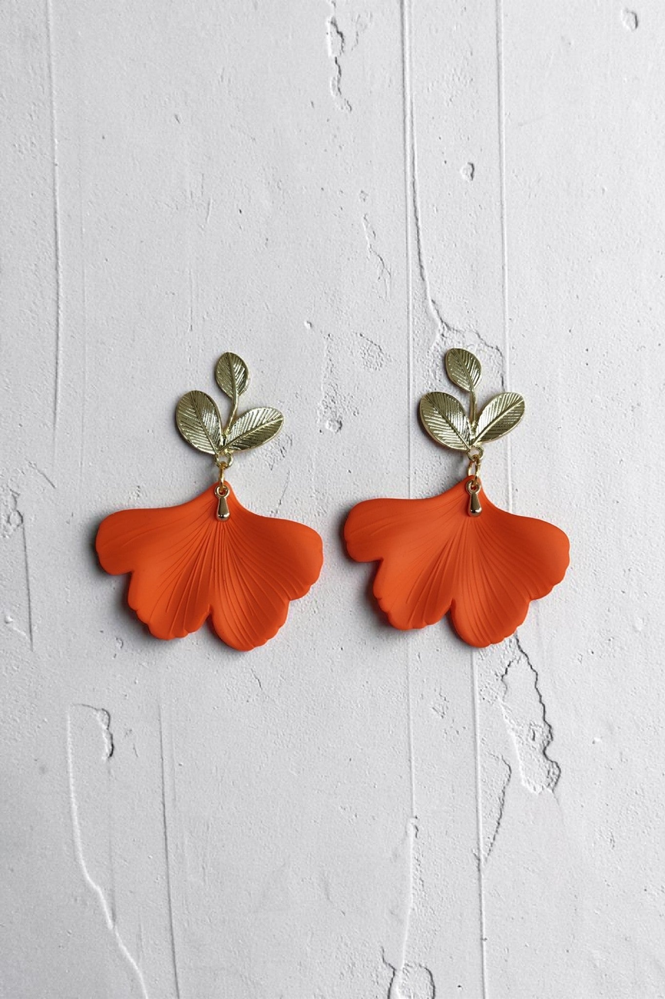 Boucles d'oreilles clou ginkgo acrylique – différents coloris