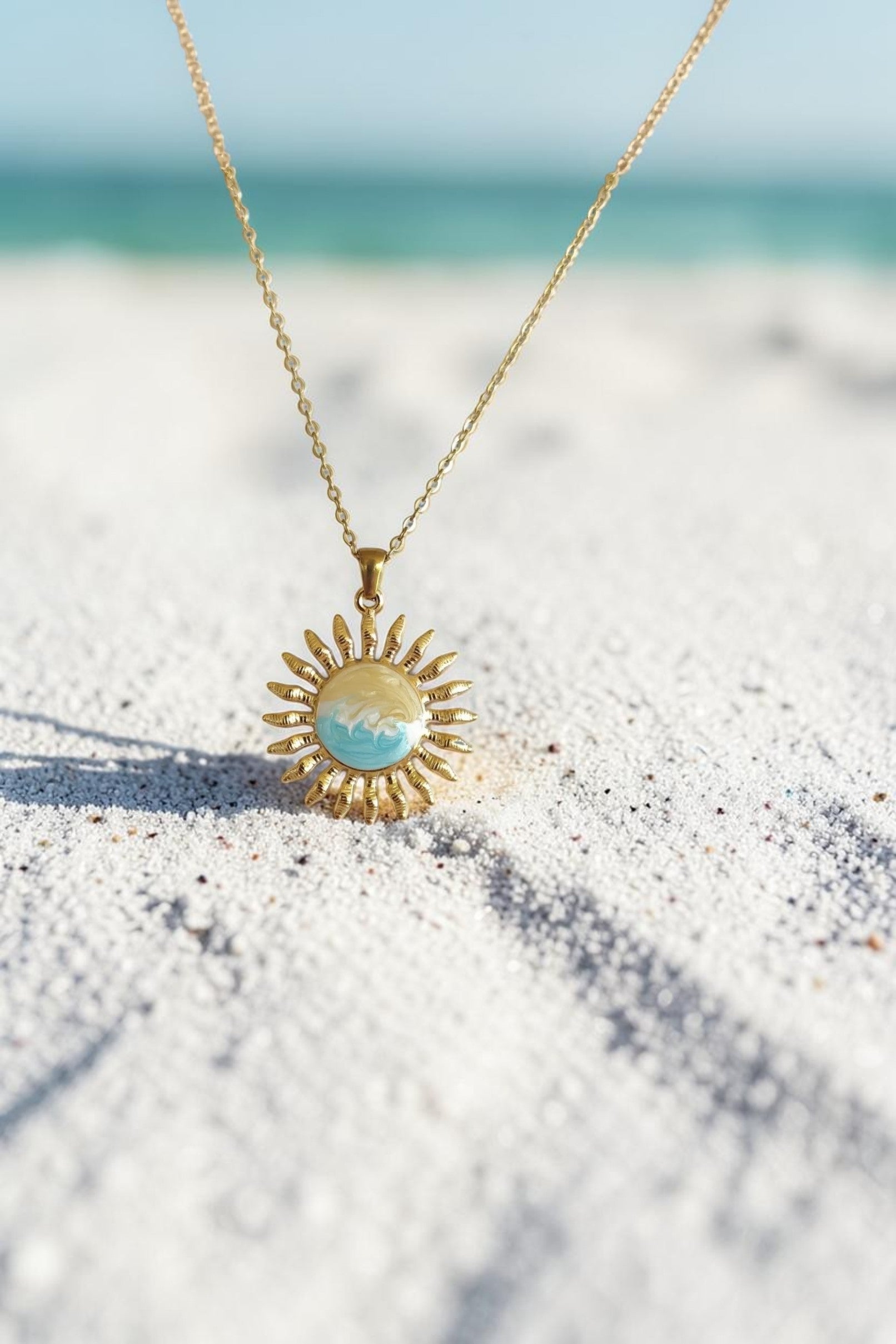 Collier Pendentif Soleil Nacré — Chaîne en Acier Inoxydable
