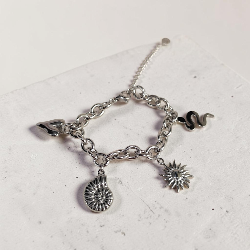 Bracelet Coquillage & Serpent – Chaîne argentée fait main