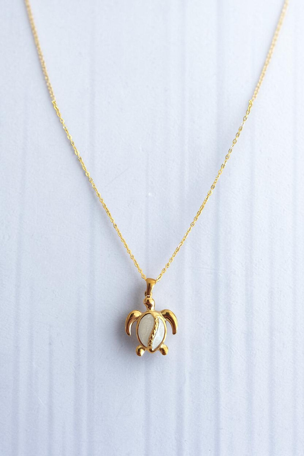 Collier Écaille de Tortue Nacrée