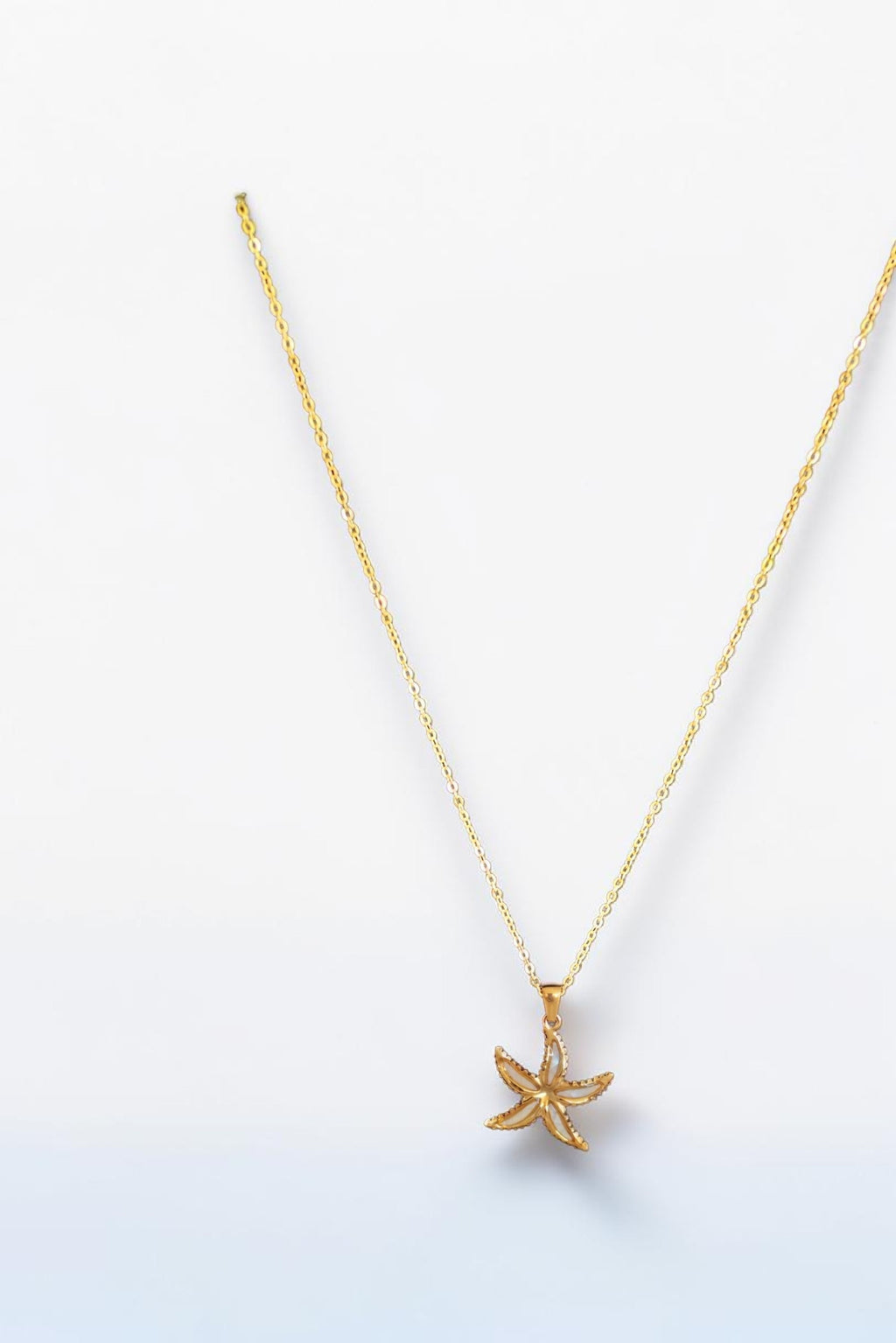 Collier Étoile de Mer Nacrée