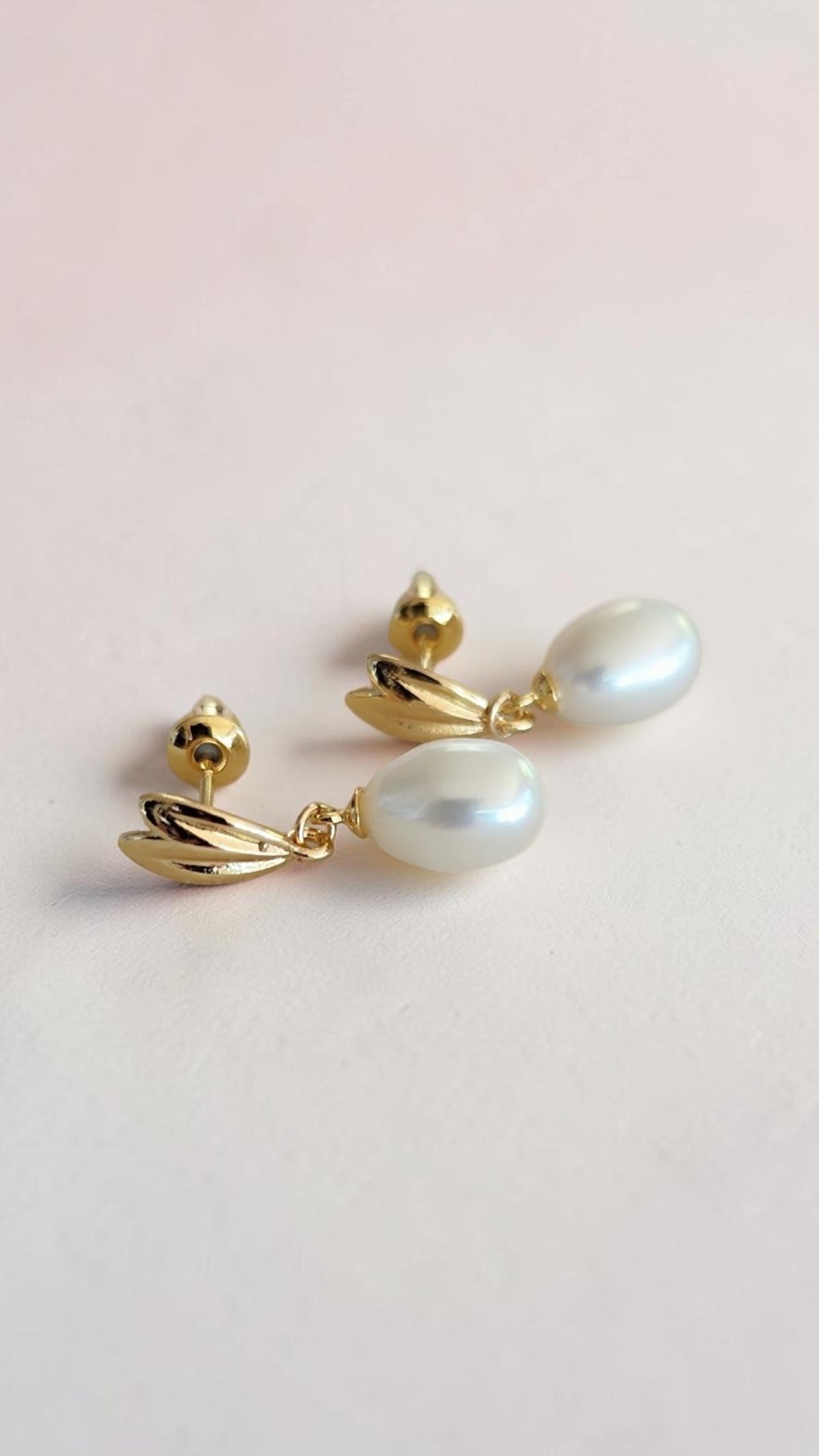 Boucles d'oreilles clou perles naturelles en argent