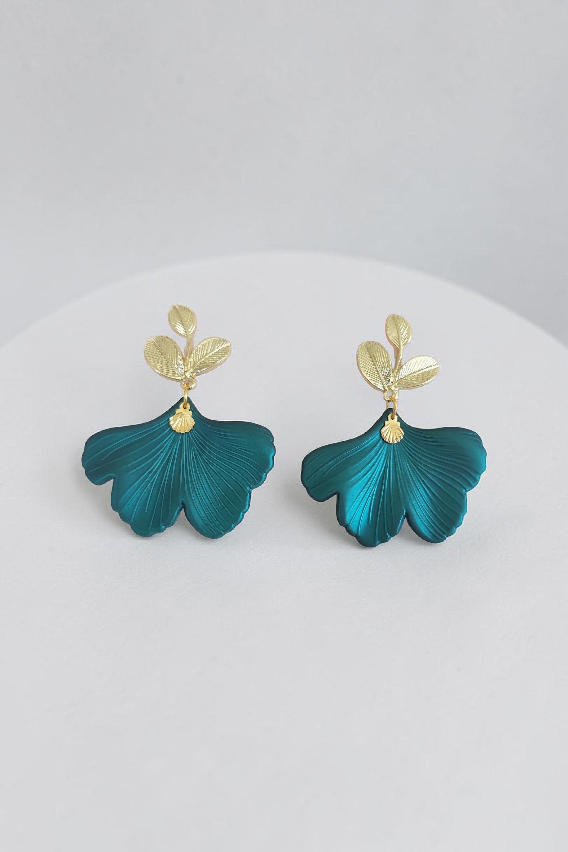 Boucles d'Oreilles Clou Ginkgo Acrylique — 8 Coloris - Fait main