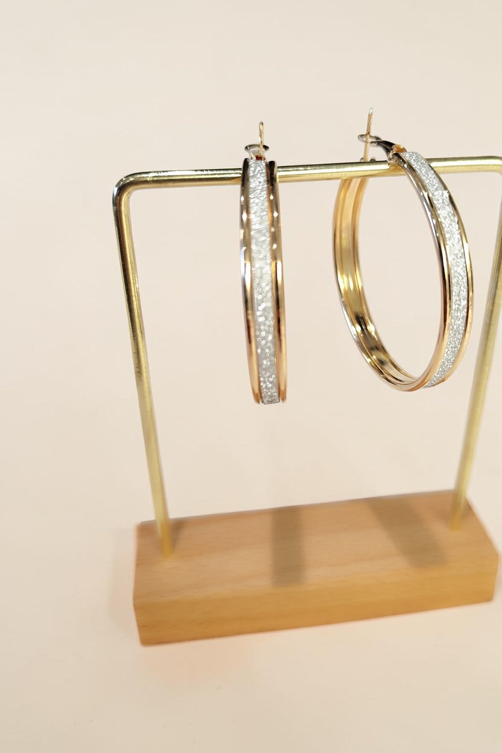 Créoles dorées liseré argenté brillant – acier inoxydable