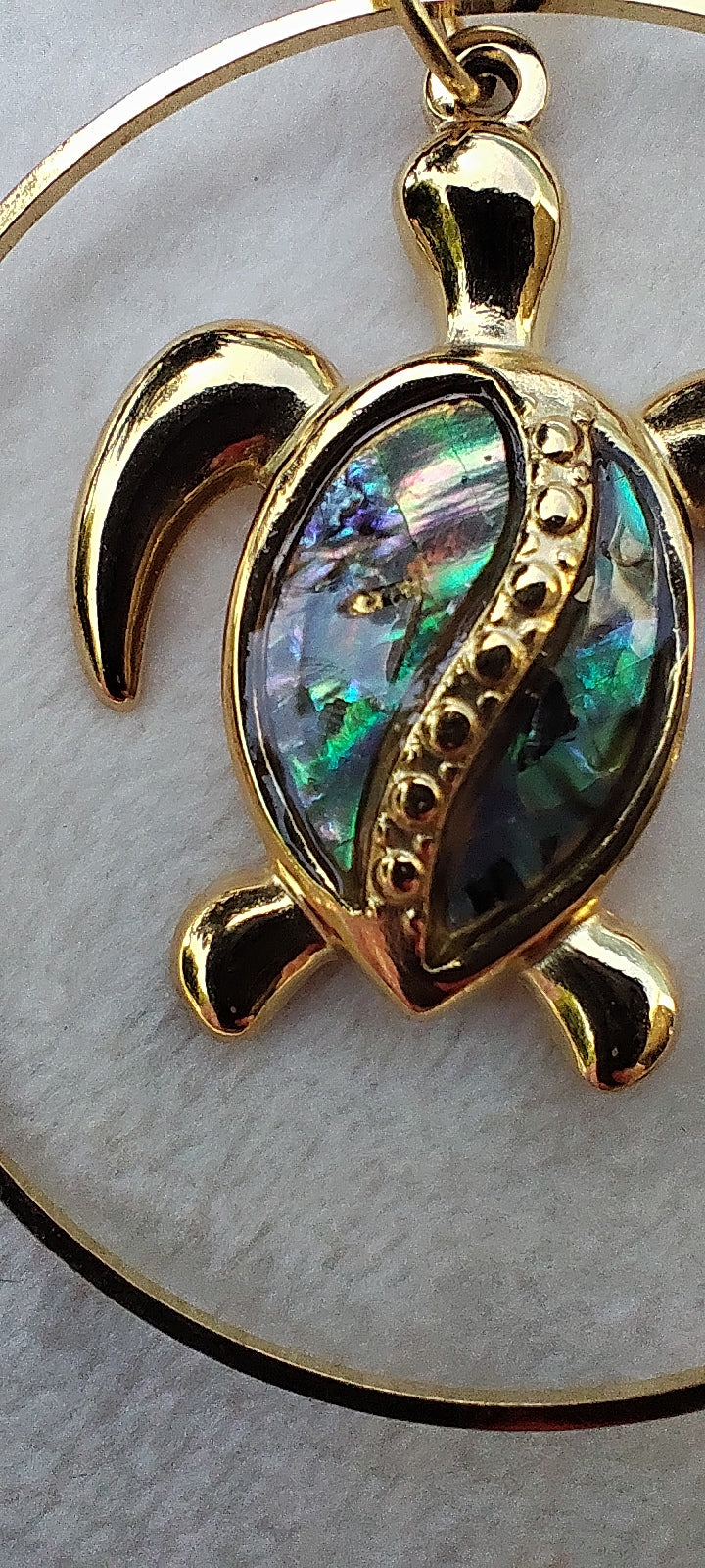 Collier Tortue Nacrée – symbole de sérénité – 7 coloris
