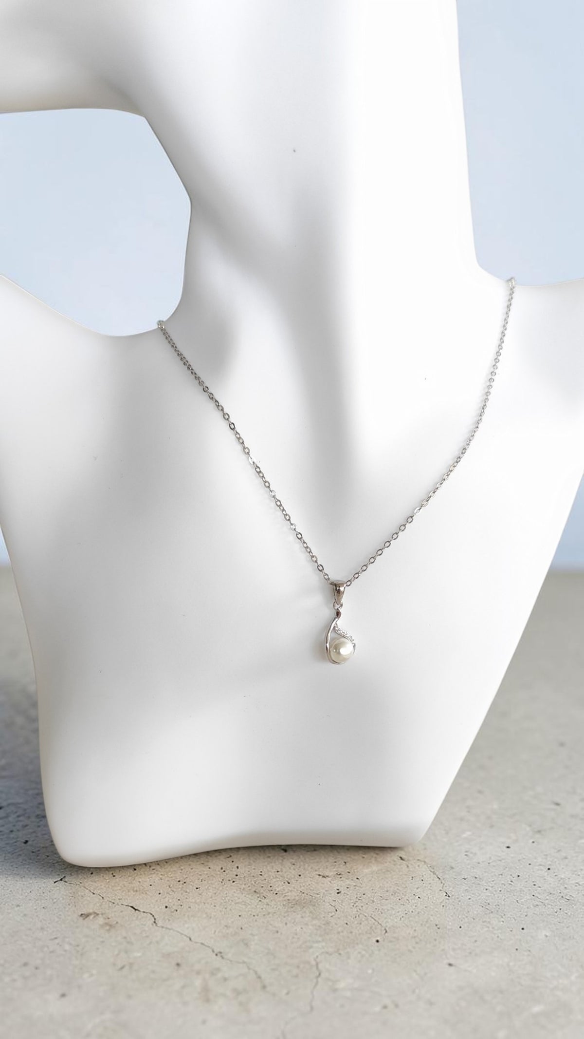 Collier pendentif géométrique perle — Argent sterling 925